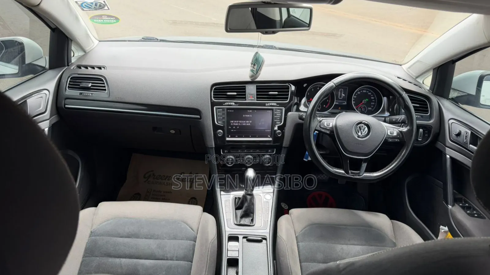 Volkswagen Golf Variant 2016 White