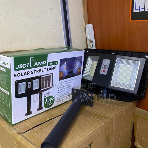 : Outdoor 300w Solar Led Light – Easy Installation Design