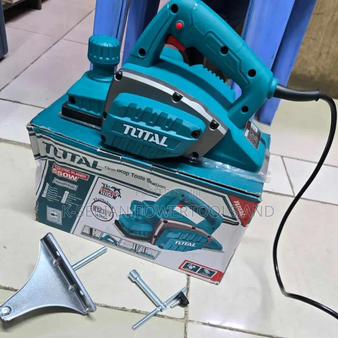 Total 550w Planer/ Professional Electric Planer
