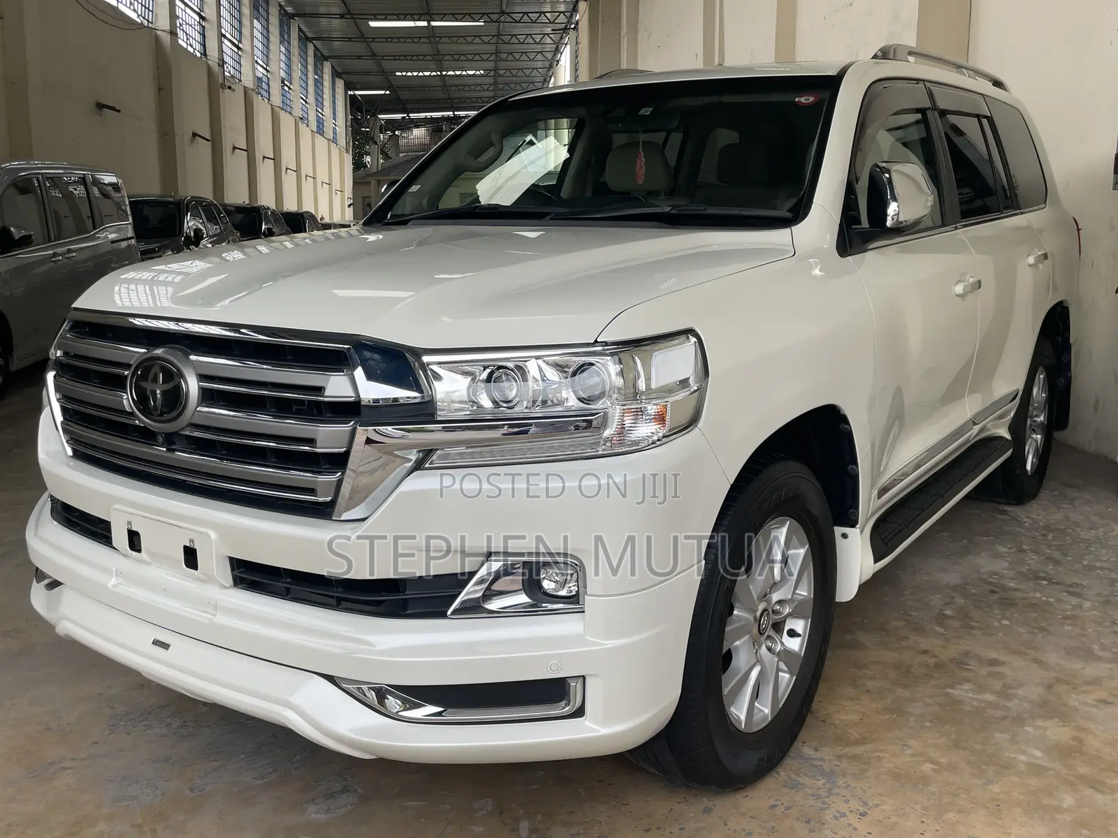 Toyota Land Cruiser 4.6 V8 ZX 2020 White