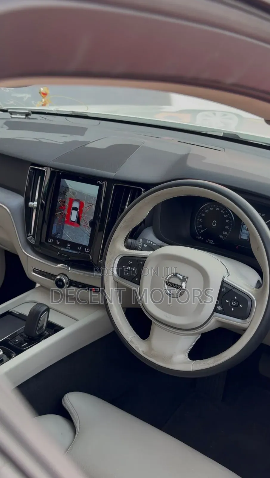 Volvo XC60 T5 R-Design AWD 2019 White
