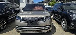 Land Rover Range Rover Vogue 2025 Gold
