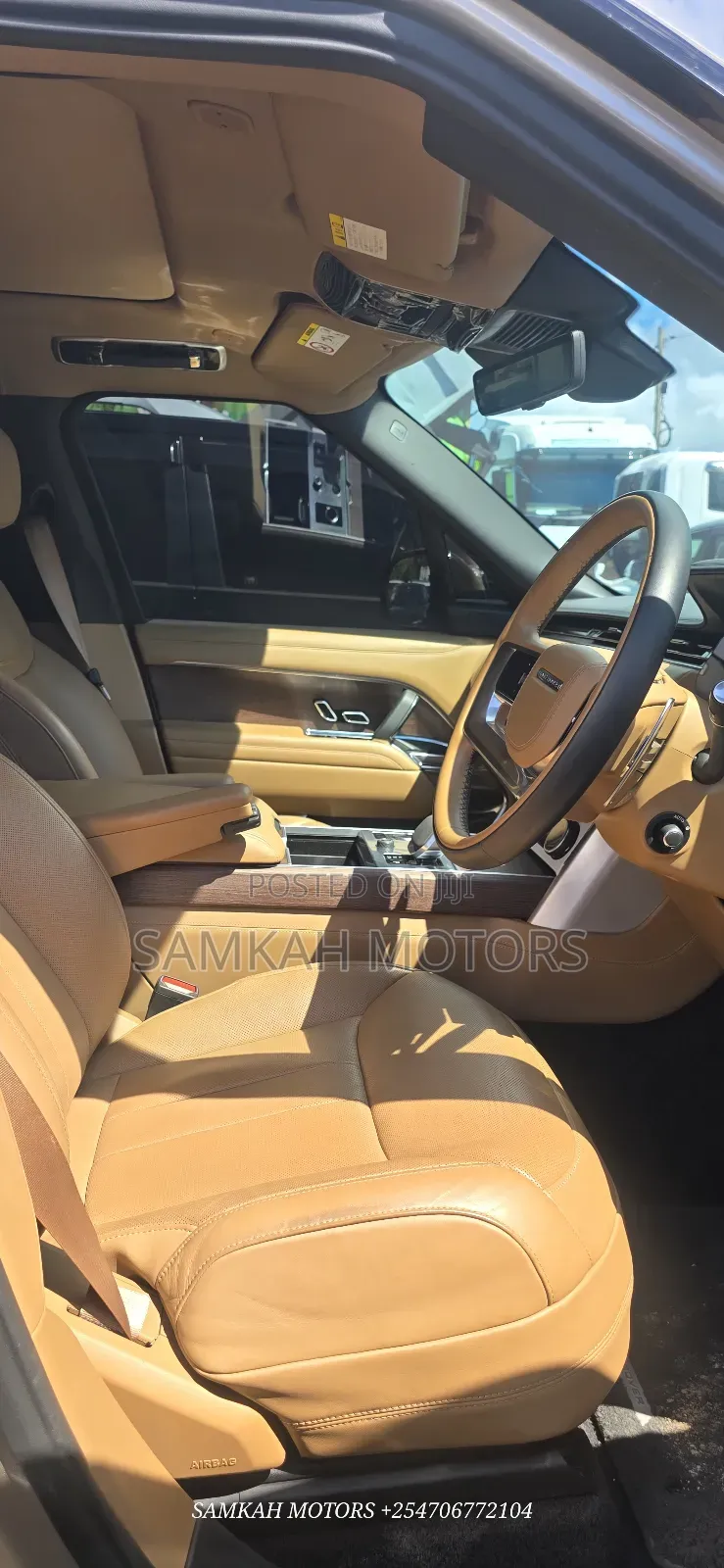 Land Rover Range Rover Vogue 2025 Gold