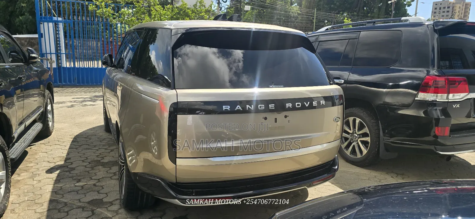 Land Rover Range Rover Vogue 2025 Gold