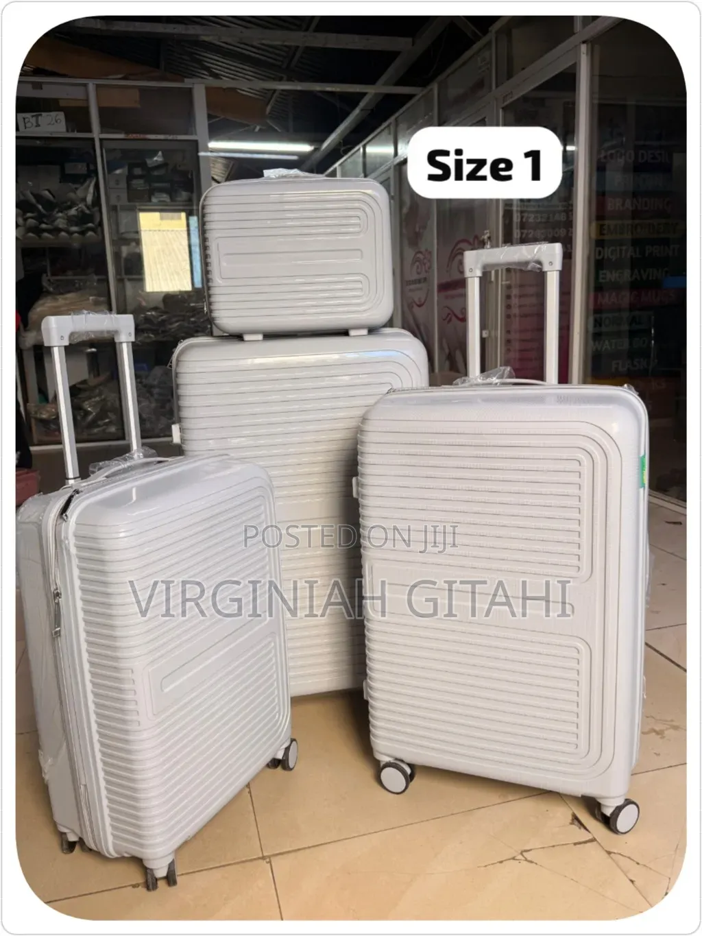 *4 In 1 Luxurious Unbreakable Suitcase*