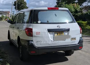 Nissan Advan 2014 White