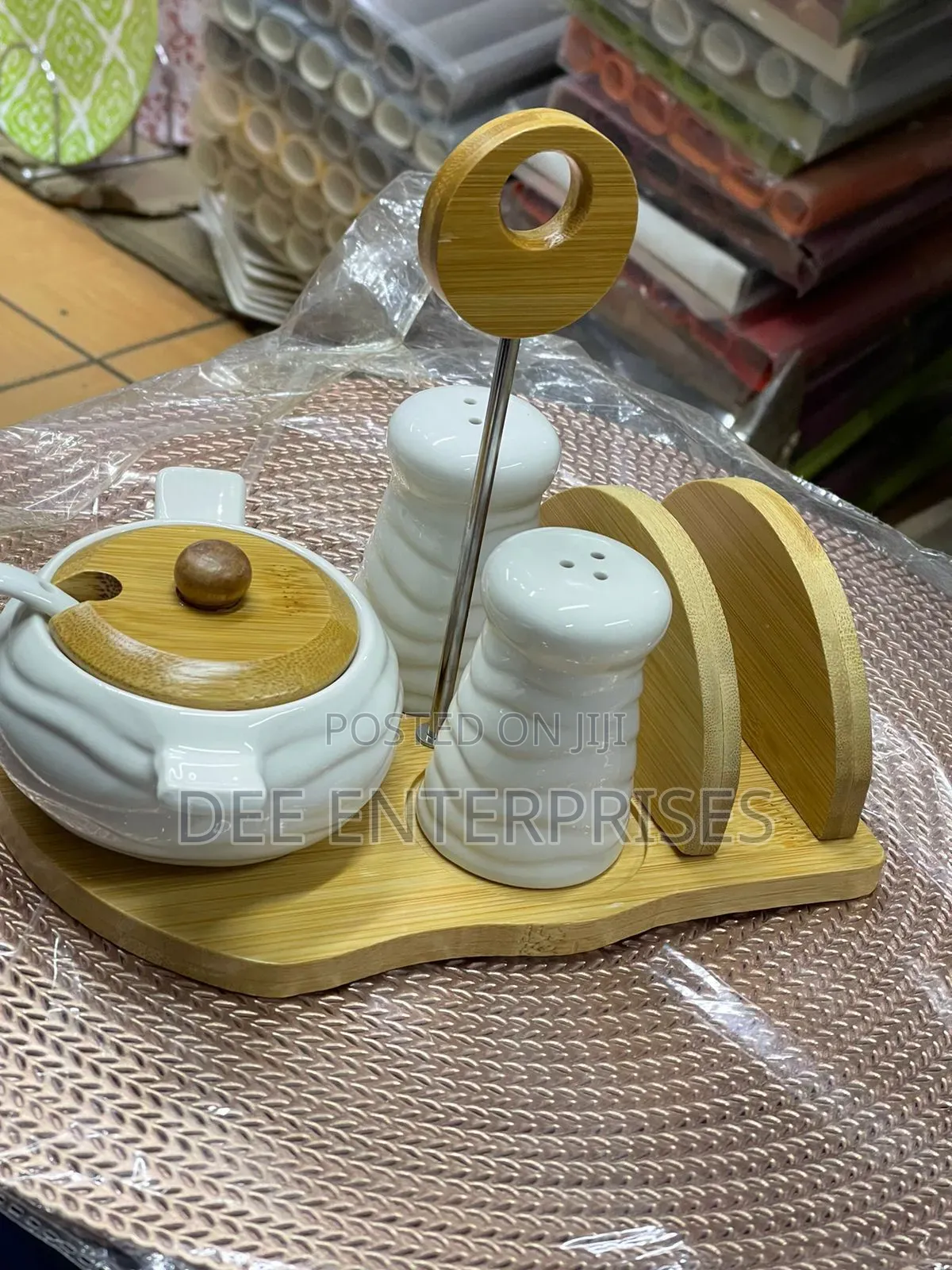 Sugar/Serviette/Shakers Set