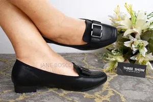 Ladies Flat Shoes
