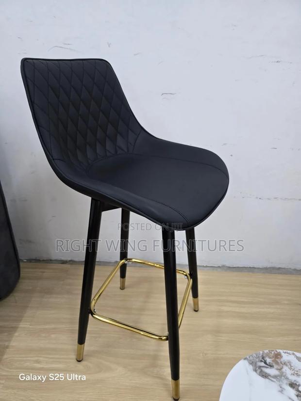 Rotation Stand Barstool - main view