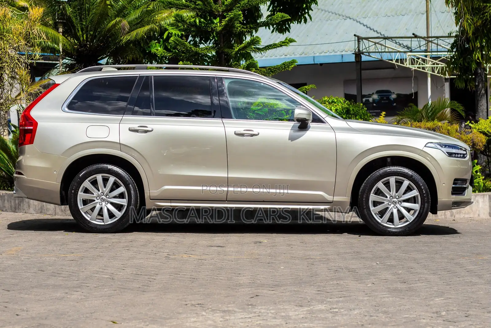 Volvo XC90 2018 Gold