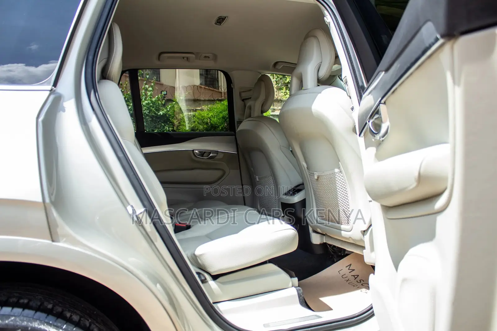 Volvo XC90 2018 Gold