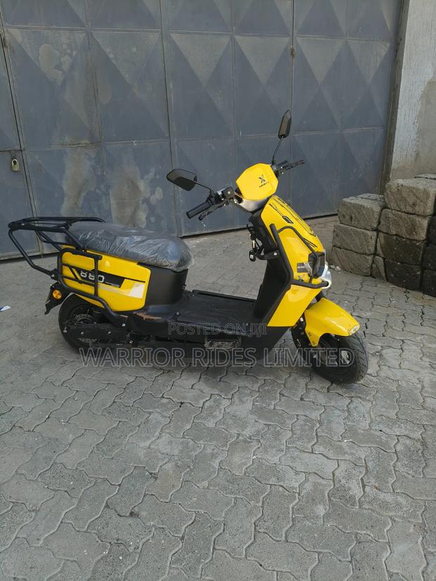 New Motorcycle 2025 Yellow - thumbnail 2