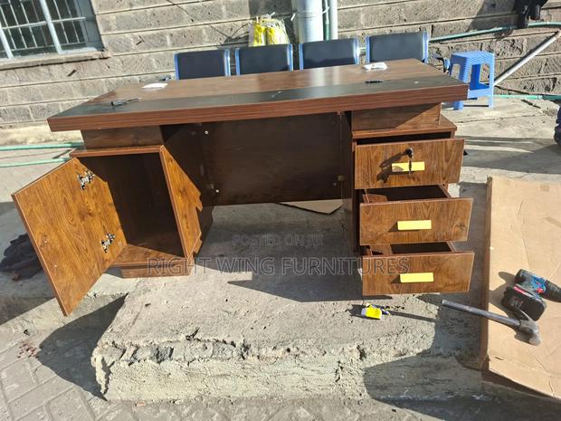 Executive Office Desk 1.4m