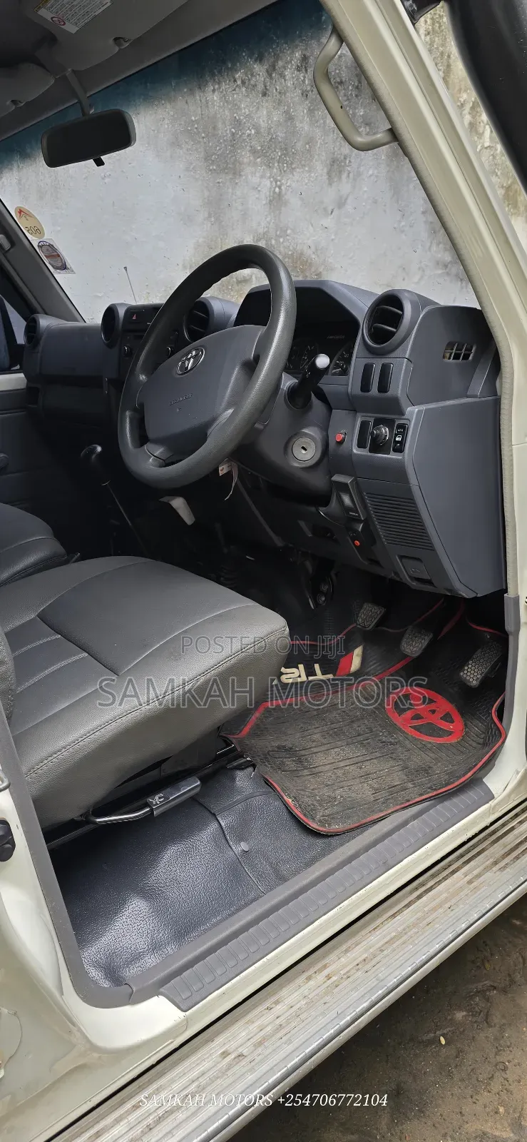 Toyota Land Cruiser 2018 White