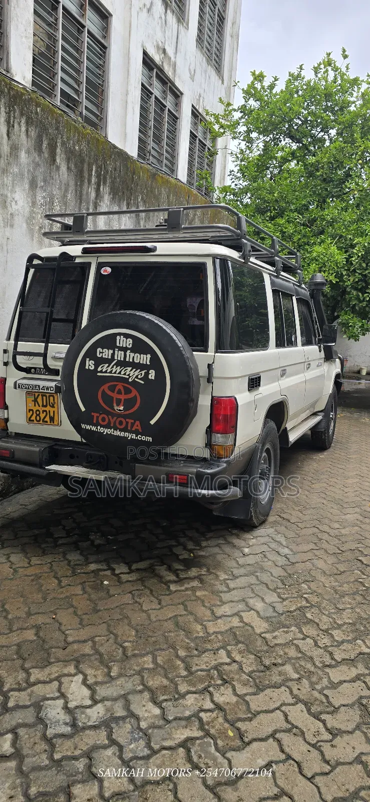 Toyota Land Cruiser 2018 White