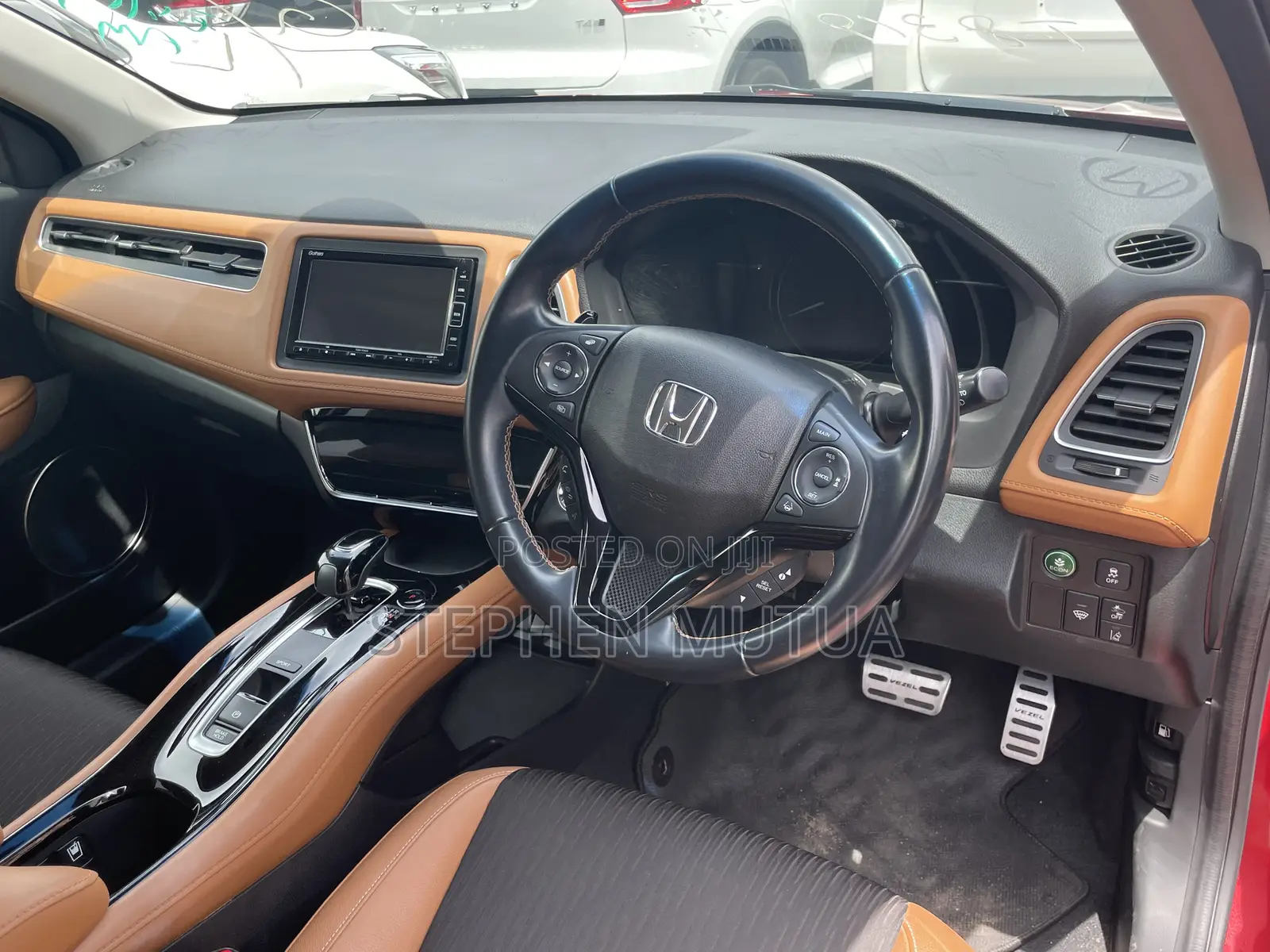 Honda Vezel 1.5 Hybrid 2WD 2020 Red
