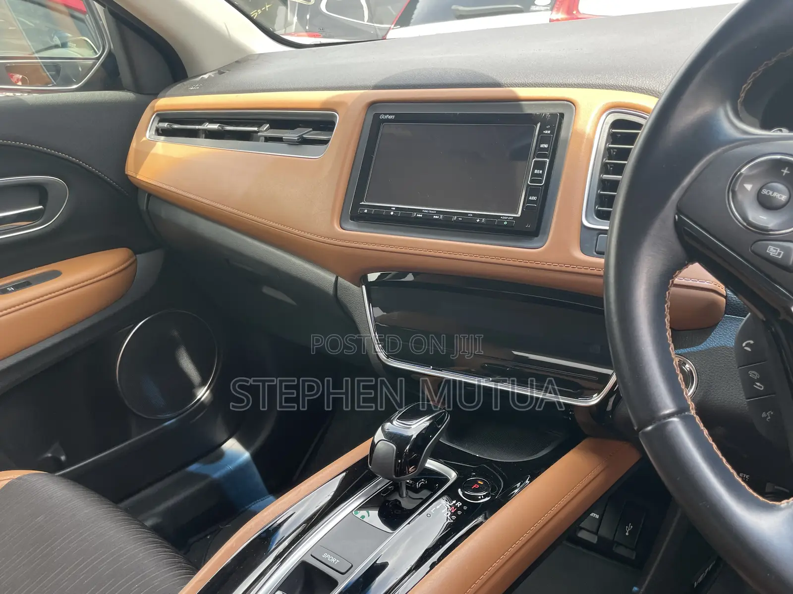 Honda Vezel 1.5 Hybrid 2WD 2020 Red