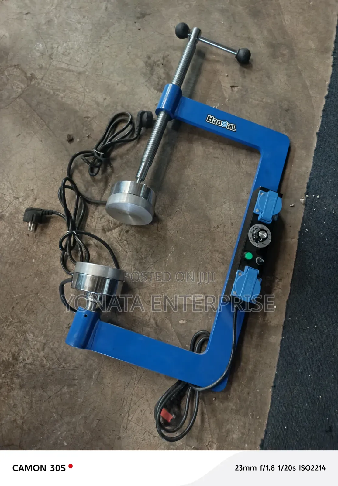 Tuck Tyre Vulcanizing Machine With All Accessories