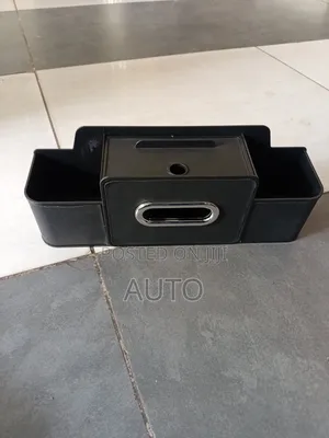 Multifunction Car Organizer Console With Tissue Box Holder – Black