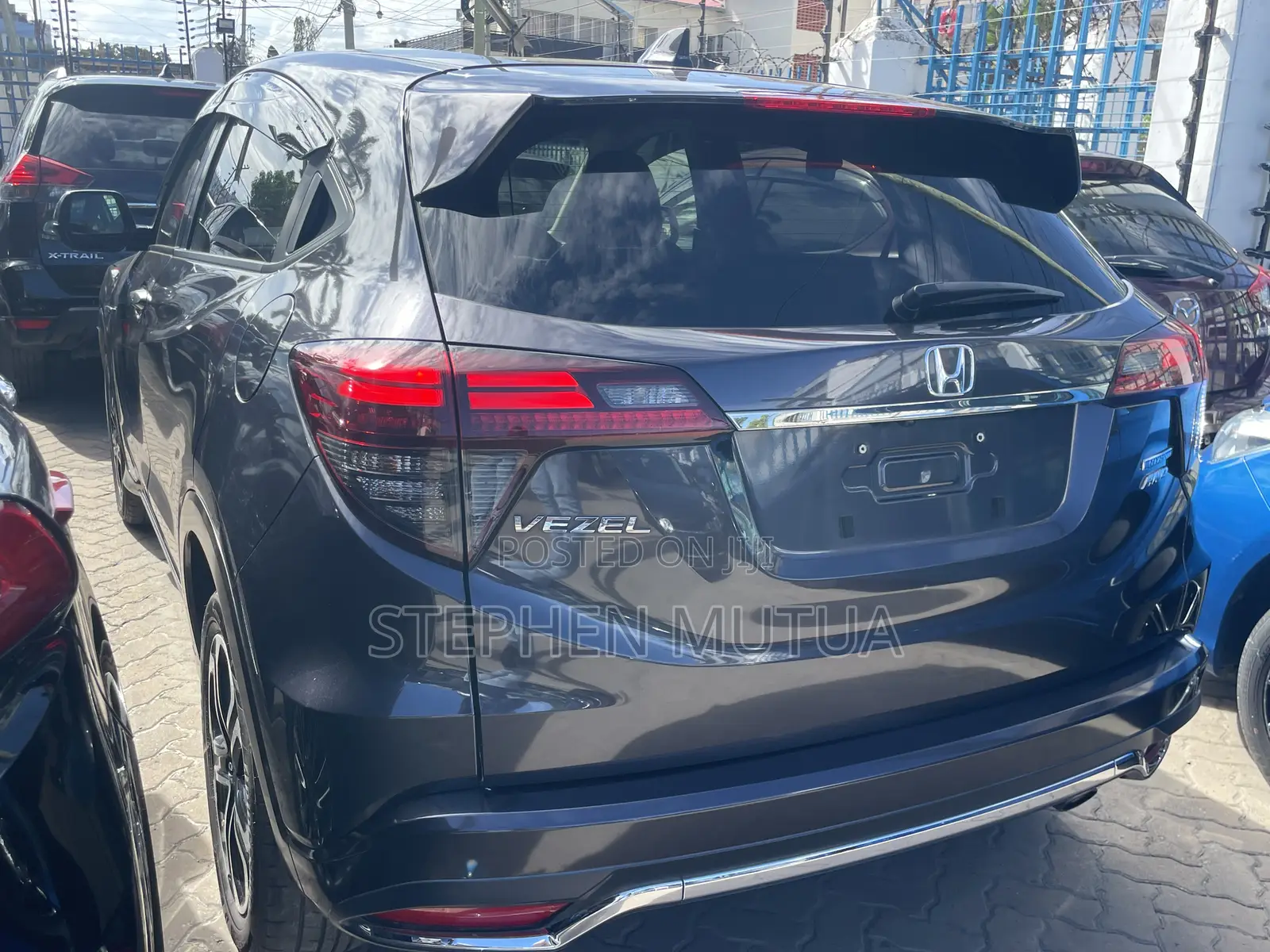 Honda Vezel 1.5 Hybrid 4WD 2020 Gray