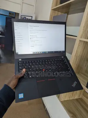 Laptop Lenovo ThinkPad X390 16GB Intel Core i5 SSD 256GB