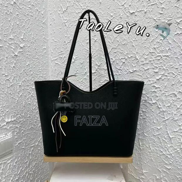 Online Hand Bags - main view