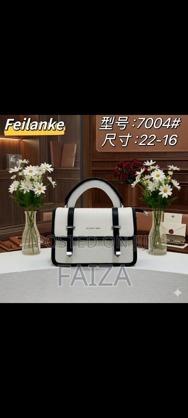 Online Hand Bags - thumbnail 2