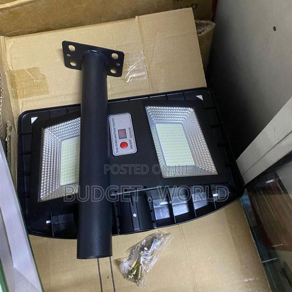 Ideal for Large Areas– Powerful 300w Solar Street Ligh