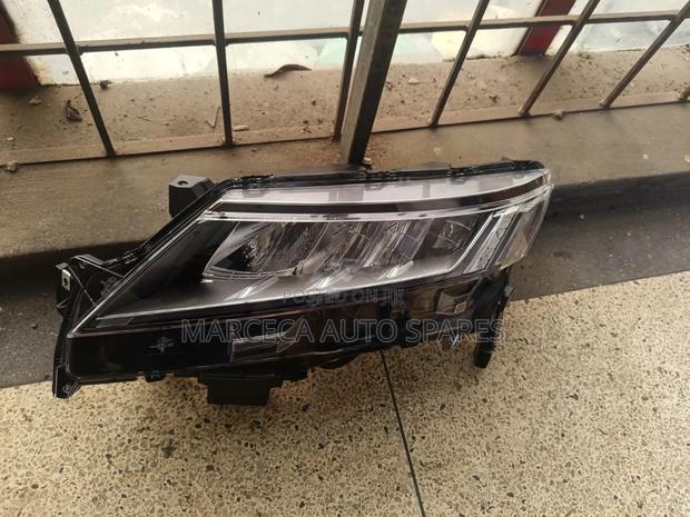 Headlight RVR Inbuilt Xenon Year 2020