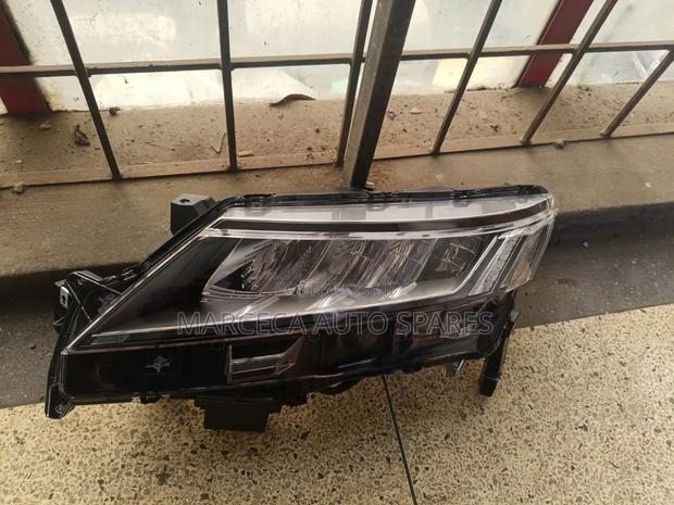 Headlight RVR Inbuilt Xenon Year 2020 - thumbnail 3