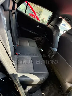 Toyota Auris 2018 Blue