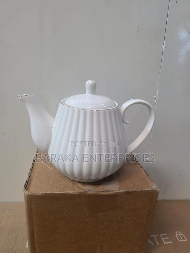 1.5 Ceramic Tea Pot