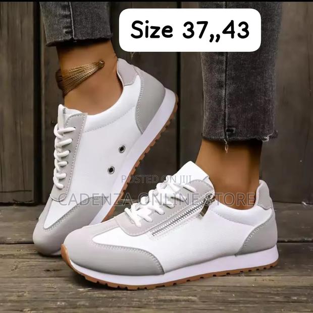 *Fashion Sneakers* *Size: As Indicated* *Offer!!