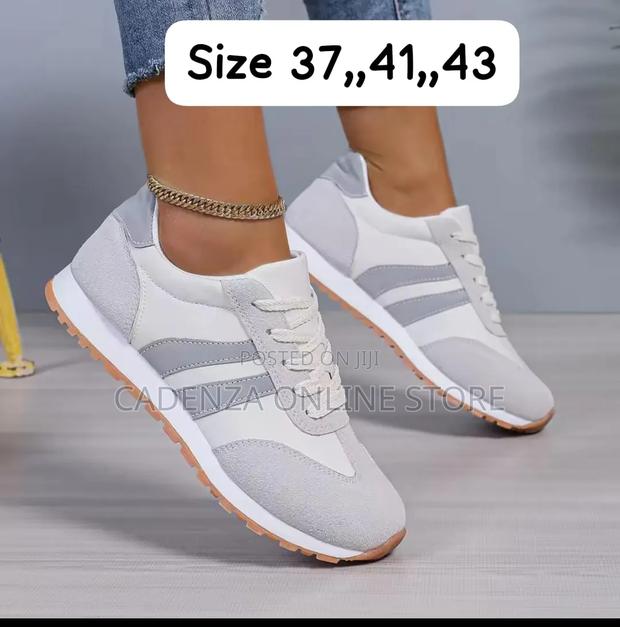 *Fashion Sneakers* *Size: As Indicated* *Offer!! - thumbnail 2