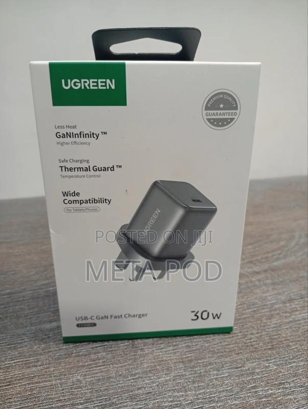 Ugreen 30w Usb C Gan Fast Charger - thumbnail 2