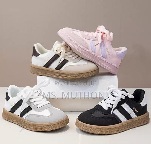 Mateamoda Kids Casual Sports Shoes Size 26-37 - main view