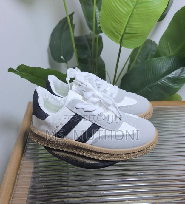 Mateamoda Kids Casual Sports Shoes Size 26-37 - thumbnail 2