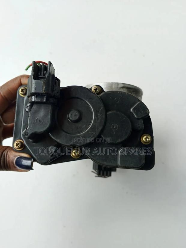 Toyota Mark (2) Throttle Body - thumbnail 4