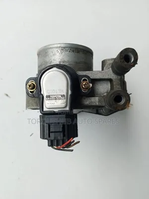 Toyota Mark (2) Throttle Body
