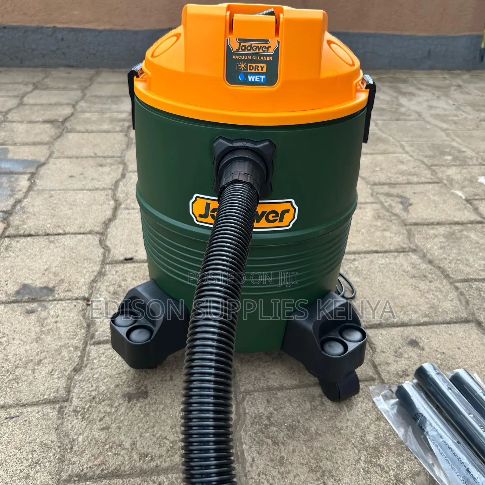 Wet and Dry Vacuum Cleaner 30l Jadever 1200 Watts 30 Litres