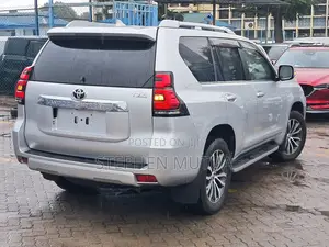 Toyota Land Cruiser Prado 2.8 2020 Silver