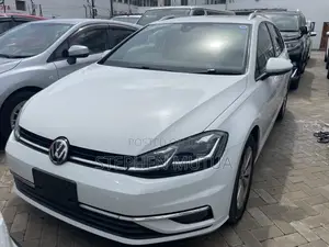 Volkswagen Golf 2019 White
