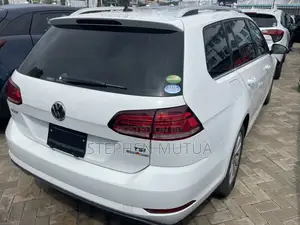 Volkswagen Golf 2019 White