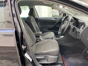 Volkswagen Golf 1.4T S FWD 2019 Black