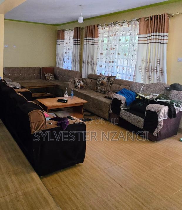 7bdrm House in Intercounty Estate /, Athi River for sale