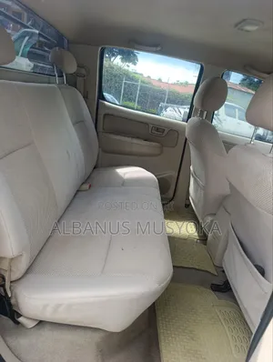 Toyota Hilux 2008 Black