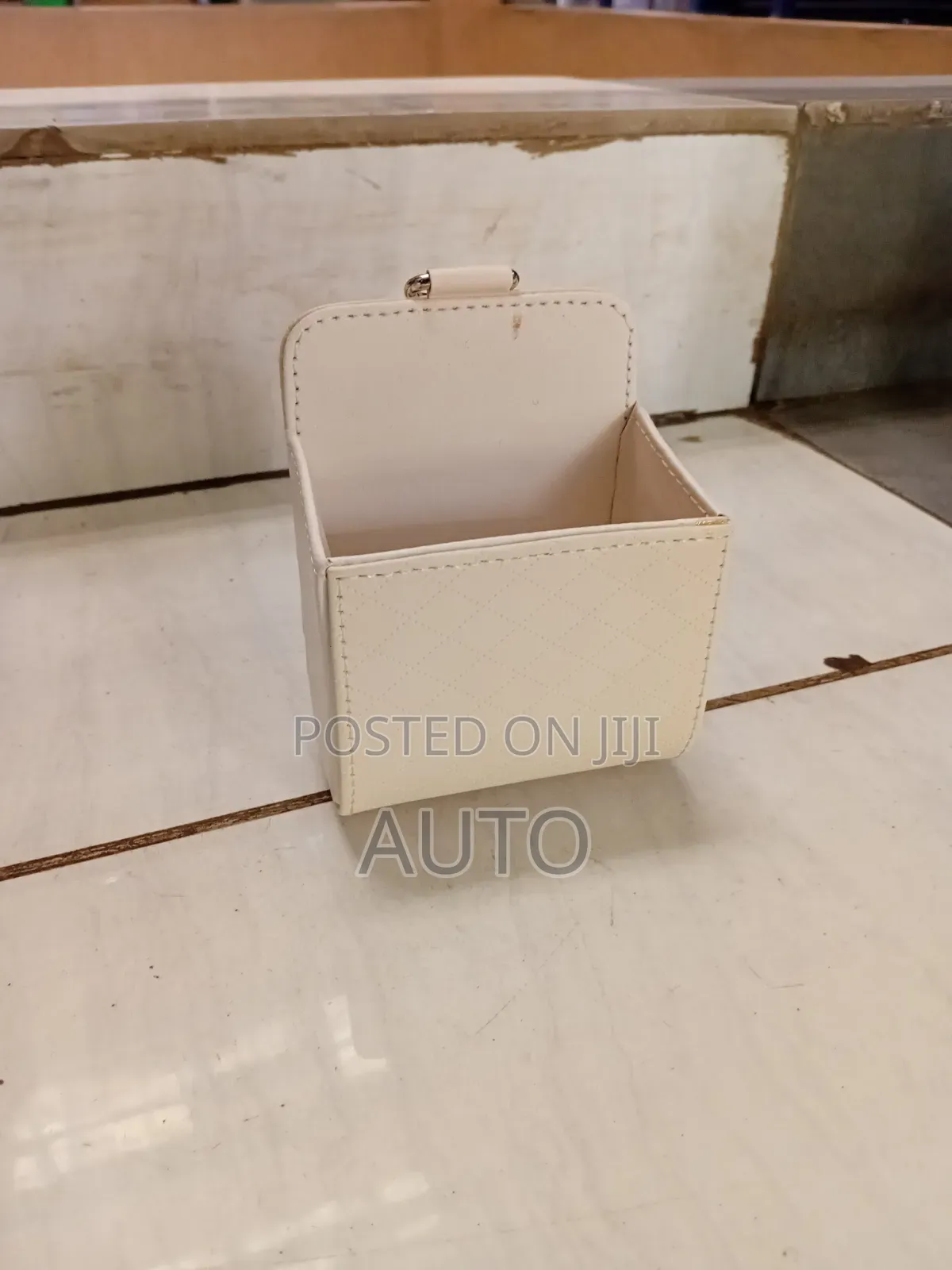 Premium Car Seat Hanging Organizer Storage Box – Stylish Durable