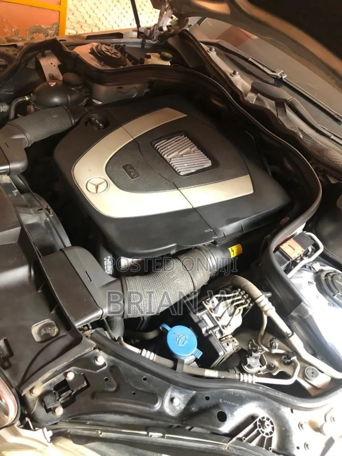 Mercedes-Benz E300 2010 Silver