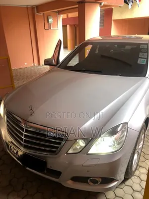 Mercedes-Benz E300 2010 Silver