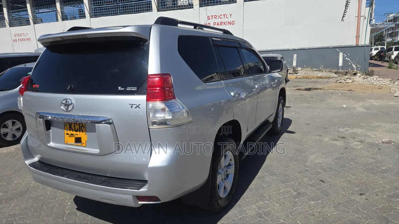 Toyota Land Cruiser Prado 2012 Silver